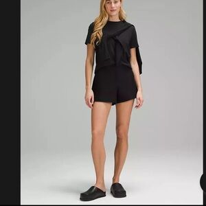 Lululemon Utilitech Relaxed-Fit High- Rise Short 3.5" Size 0 black